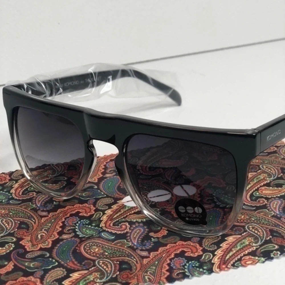 KOMONO Bennet Paisley Sunglasses NEW black gray